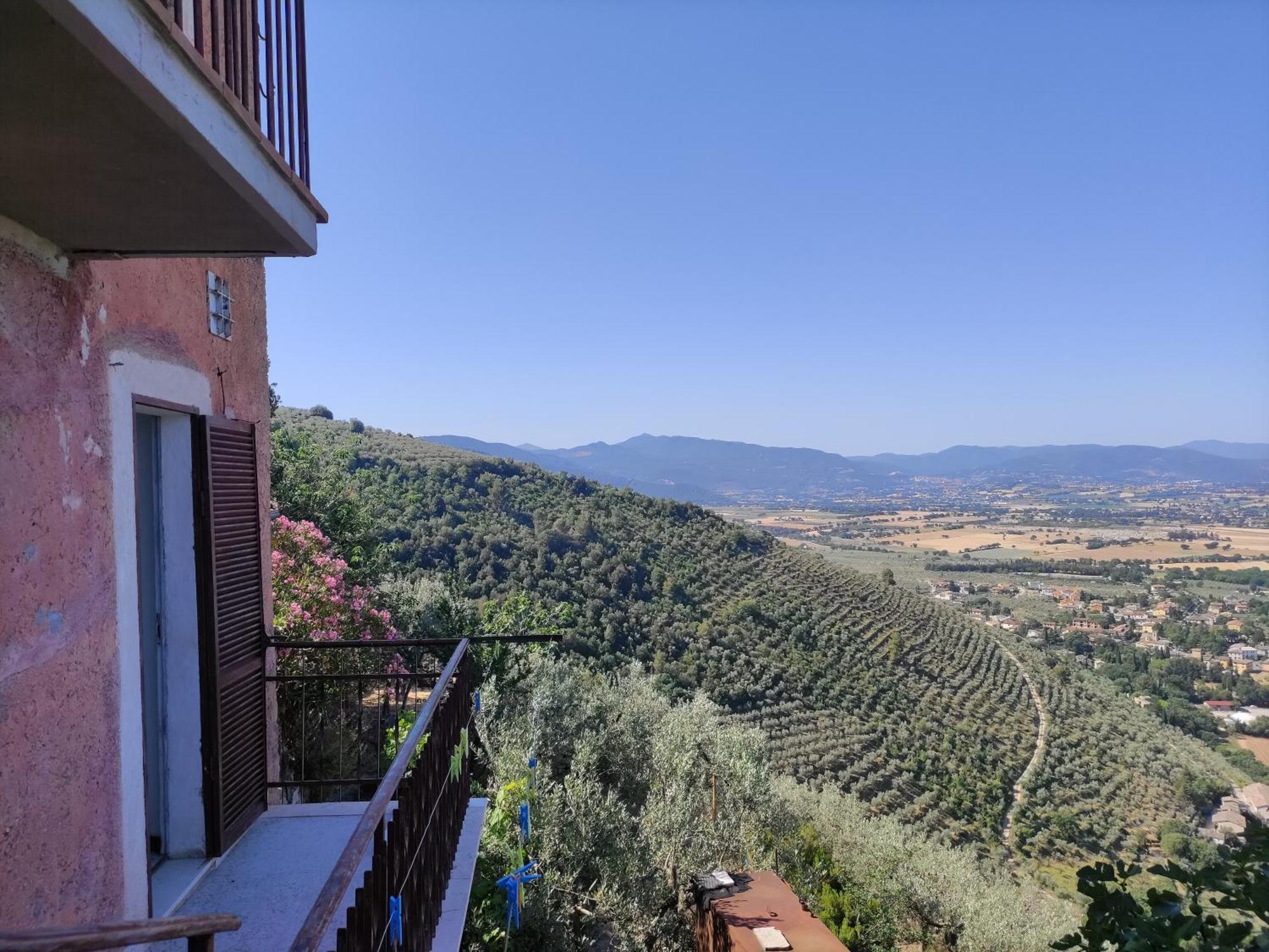 Villa rurale nei pressi Castello Campello sul Clitunno Esterno foto